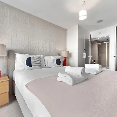 Stylish 2-Br In Colindale, London Next To Wembley, London Museum And Underground Station Apartment Edgware Exterior photo