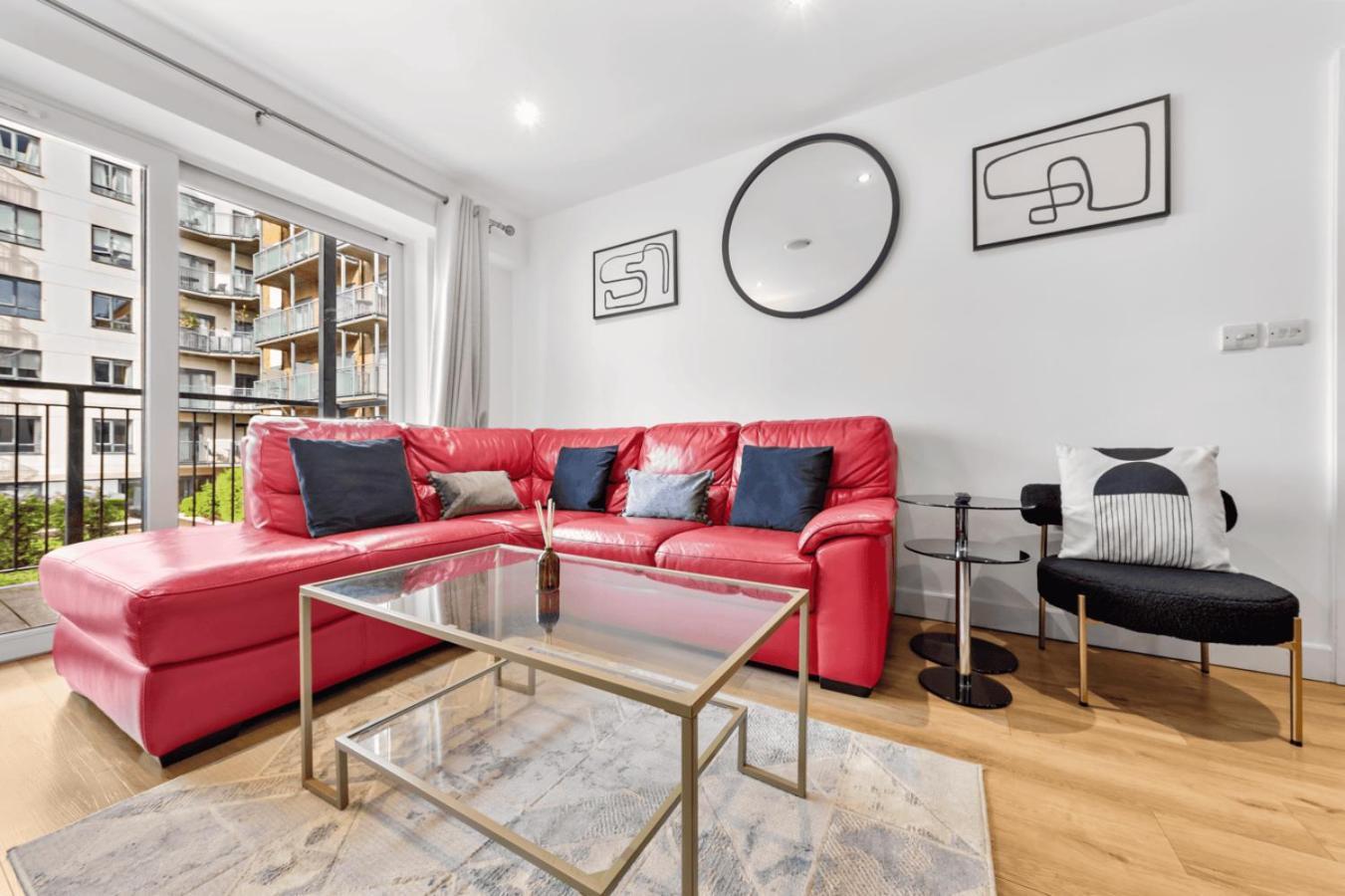 Stylish 2-br In Colindale, London Next To Wembley, London Museum And Underground Station Apartment *